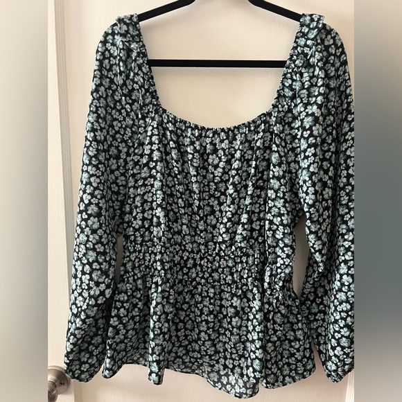 Woman’s Nine West XL long sleeve top - Picture 6 of 6
